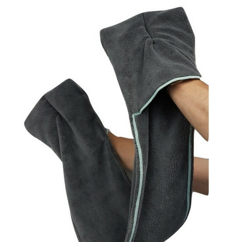 Henry Wag Microfibre Glove Towel for Pets | Barks &amp; Bunnies